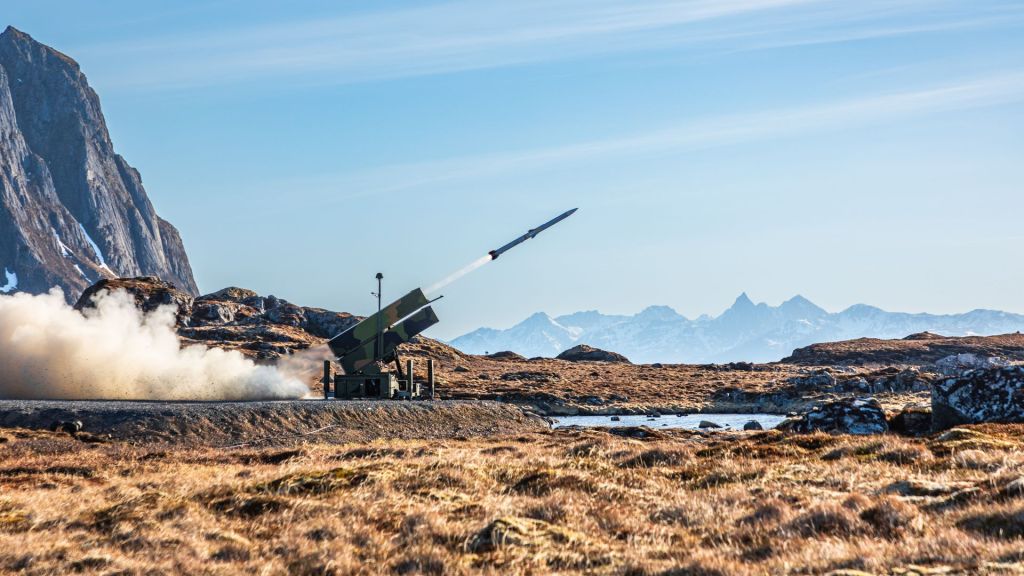 Luftvernbataljonen på Evenes gjennomfører skarpskyting med NASAMS under øvelse Sølvpil på Andøya. Foto: 
Fabian Helmersen / Forsvaret