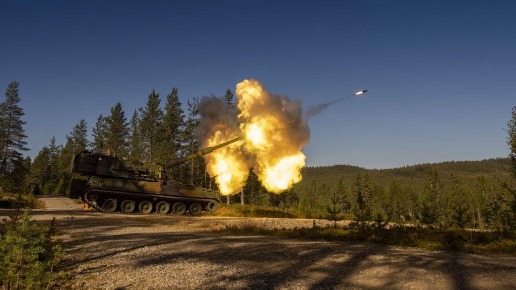 Det pansrede kjøretøyet K9 har en 155 mm kanon som kan skyte granater til avstander over 40 kilometer. Foto: Forsvarsmateriell