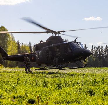 Bell 412 under øvelse med 339 Special Operations Aviation Squadron (SOAS) i Mysen. Foto: Marit Myhre / Forsvaret.